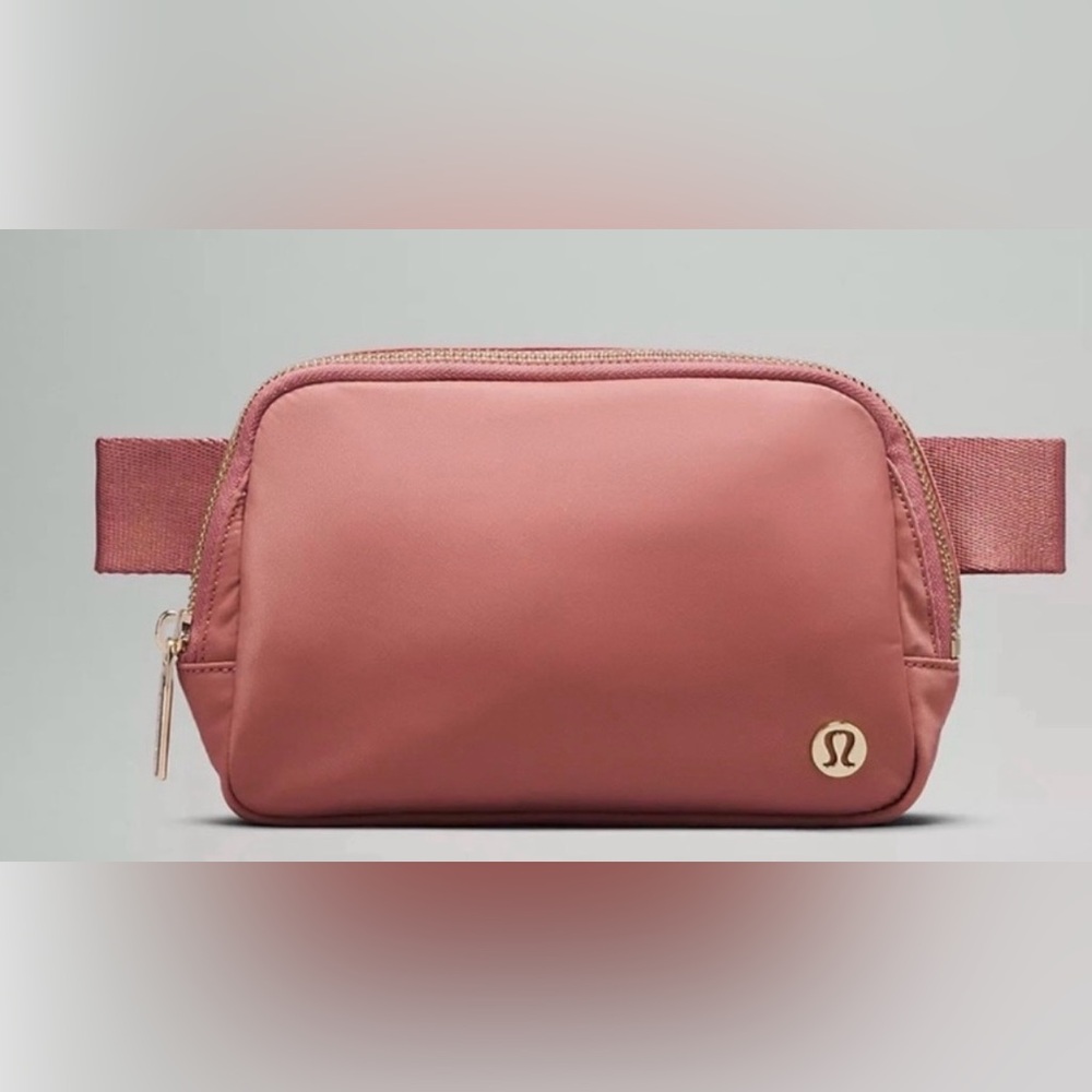 Lululemon Everywhere Belt Bag Spiced Chai Rose Gold NWT